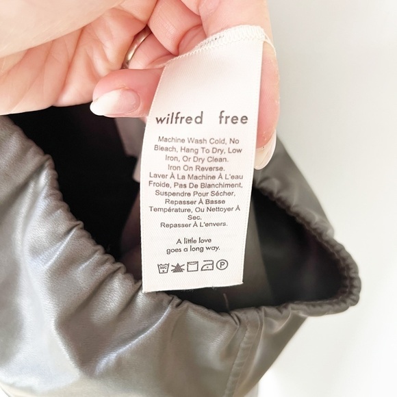 𝅺aritzia Wilfred Daria Vegan legging - Picture 7 of 12